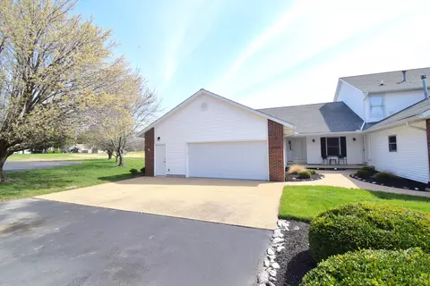 1024 Mulligan Dr #1024, Mount Vernon, IL 62864