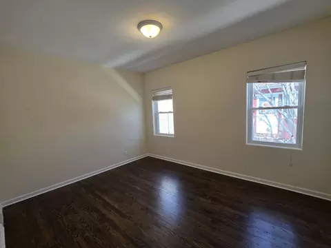 Bedroom - 10937 S Artesian Ave, Chicago, IL 60655 photo 3 of 3
