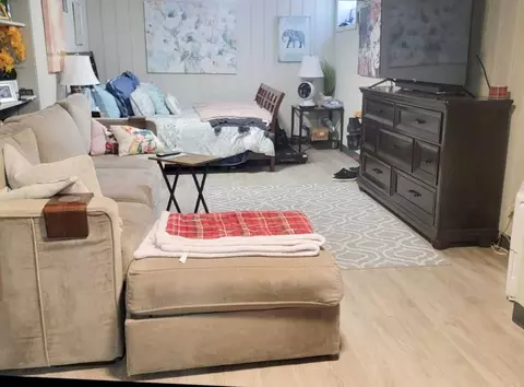 Bedroom - 449 N Jackson Blvd, Hillside, IL 60162 photo 1 of 2