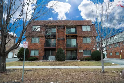9832 Nottingham Ave #10, Chicago Ridge, IL 60415