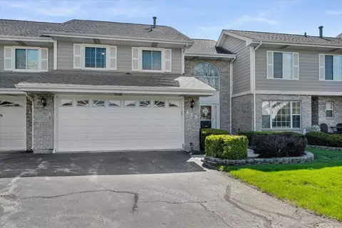 475 Sarah Ct, Wood Dale, IL 60191