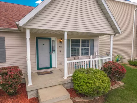 Exterior - 1109 Chippewa St, Normal, IL 61761 photo 7 of 9
