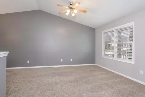 Living - 1109 Chippewa St, Normal, IL 61761 photo 3 of 6