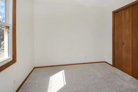 Bedroom - 712 E Lincoln St, Bloomington, IL 61701 photo 6 of 8