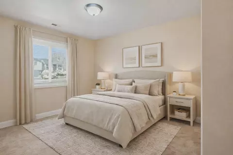 Bedroom - 41 Willow Rd, Matteson, IL 60443 photo 2 of 4