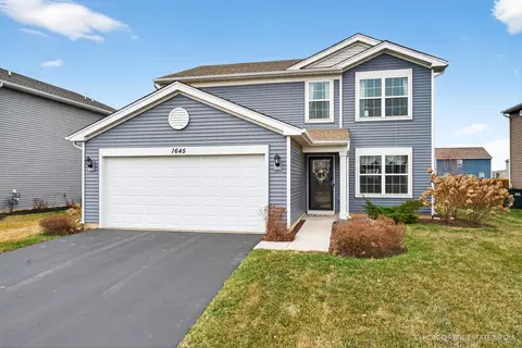 1645 Bayberry Ln, Pingree Grove, IL 60140