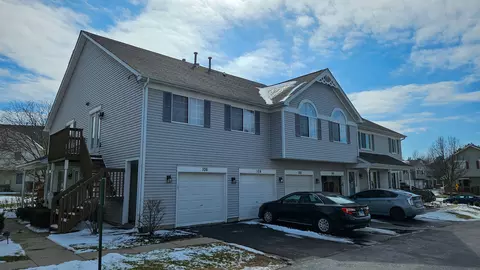 106 Village Creek Dr #0, Lake In The Hills, IL 60156