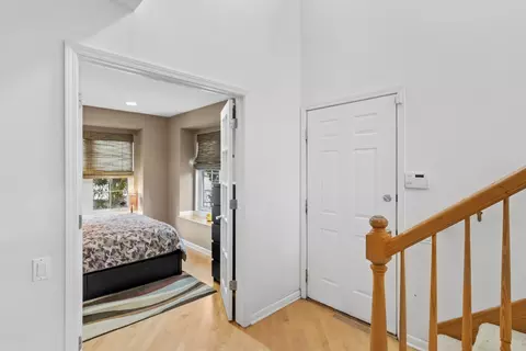 Entry Way - 3800 Ashley Ct, Rolling Meadows, IL 60008 photo 1 of 2