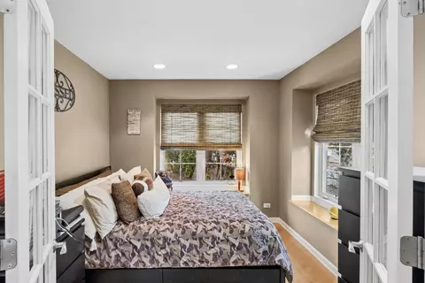 Bedroom - 3800 Ashley Ct, Rolling Meadows, IL 60008 photo 1 of 3
