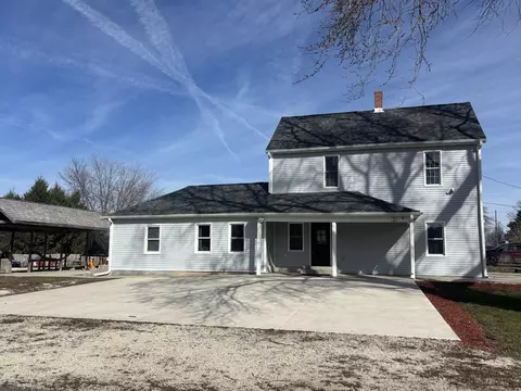 303 E Depot St, Creston, IL 60113