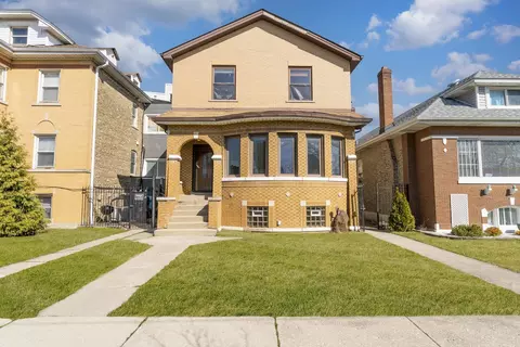 5454 W Eddy St, Chicago, IL 60641
