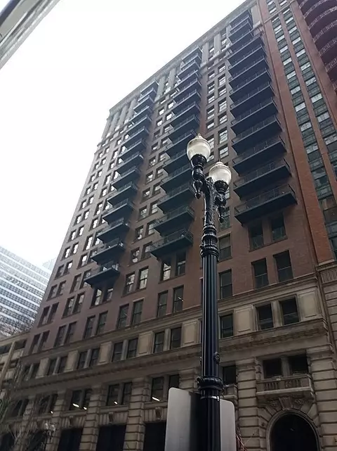 212 W Washington St #1805, Chicago, IL 60606