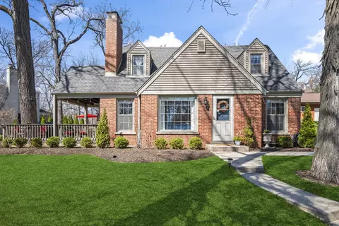 409 Valley Rd, Itasca, IL 60143