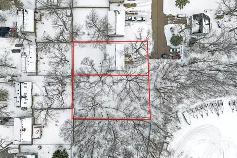 View/Area - 5615 Bunny Ave, Mchenry, IL 60051 photo 4 of 10