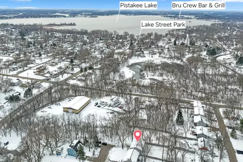 View/Area - 5615 Bunny Ave, Mchenry, IL 60051 photo 7 of 10