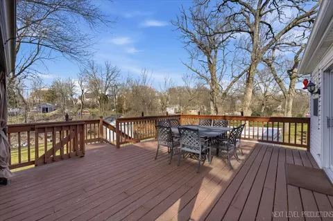 Exterior - Undisclosed, Cary, IL 60013 photo 2 of 8