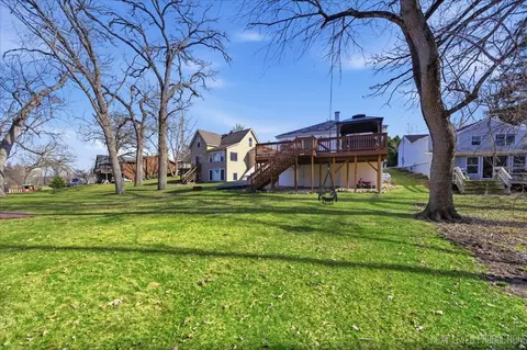 Exterior - Undisclosed, Cary, IL 60013 photo 6 of 8