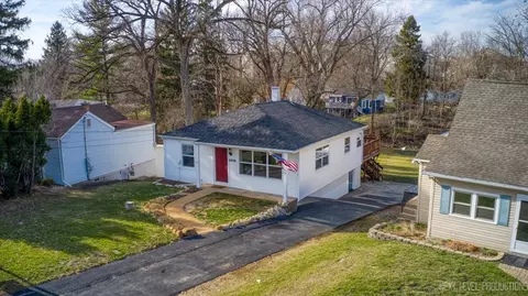View/Area - Undisclosed, Cary, IL 60013 photo 1 of 6