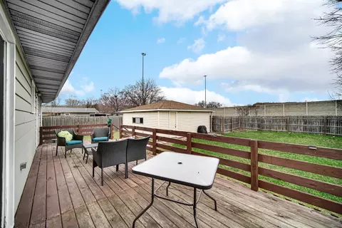 Exterior - 17509 Maple Ave, Lansing, IL 60438 photo 5 of 6