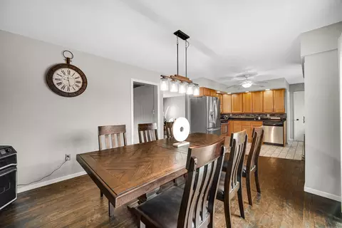 Dining - 17509 Maple Ave, Lansing, IL 60438 photo 1 of 2