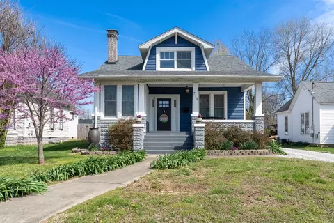 716 S Division St, Carterville, IL 62918