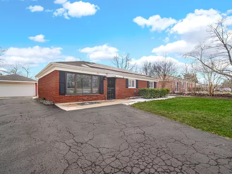 Exterior - 31 E 14th Pl, Lombard, IL 60148 photo 8 of 8
