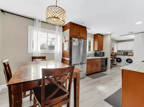 Dining - 31 E 14th Pl, Lombard, IL 60148 photo 1 of 1