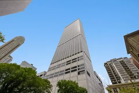 180 E Pearson St #6907, Chicago, IL 60611