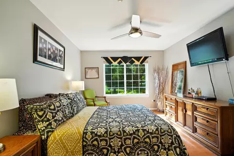 Bedroom - 401 Cromwell Cir #4, Bartlett, IL 60103 photo 3 of 5