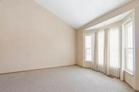 Living - 3708 Pebble Crk, Mchenry, IL 60050 photo 4 of 5