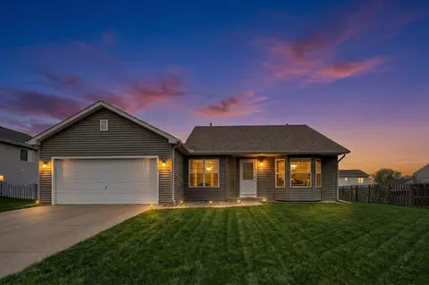 Exterior - 3708 Pebble Crk, Mchenry, IL 60050 photo 2 of 6