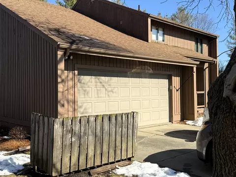Exterior - 1225 Eustace Dr, Dixon, IL 61021 photo 4 of 5