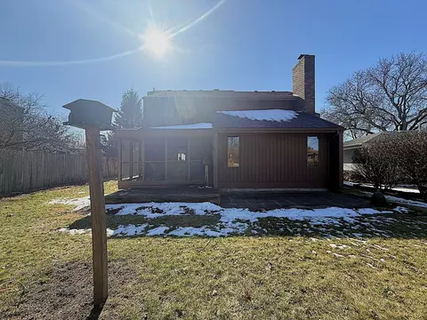 Exterior - 1225 Eustace Dr, Dixon, IL 61021 photo 3 of 5