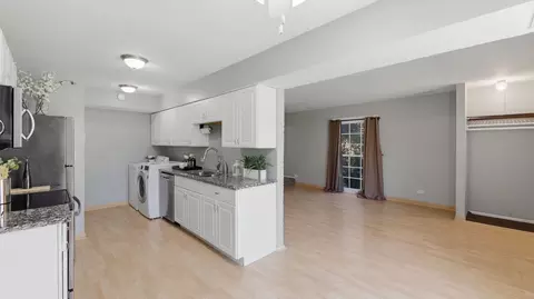 Other - 1694 Valley Forge Ct #D, Wheaton, IL 60189 photo 3 of 8