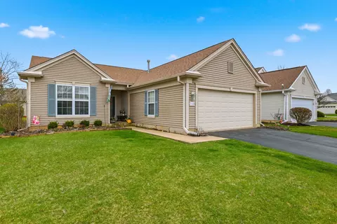 11308 Maplewood Ave, Huntley, IL 60142
