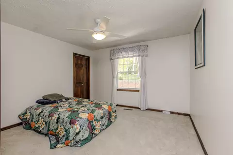 Bedroom - 8908 E 1400 North Rd, Bloomington, IL 61705 photo 6 of 7