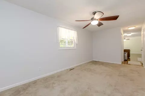 Living - 8908 E 1400 North Rd, Bloomington, IL 61705 photo 5 of 5