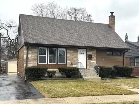 241 N Hamlin Ave, Park Ridge, IL 60068