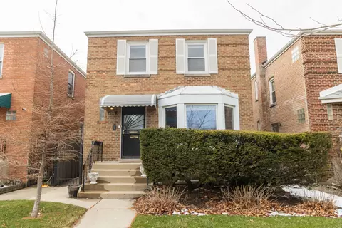 6552 N Troy St, Chicago, IL 60645