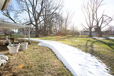 Exterior - 213 N 2nd St, Secor, IL 61771 photo 3 of 4