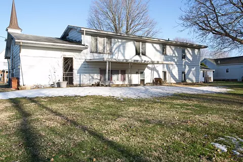 Exterior - 213 N 2nd St, Secor, IL 61771 photo 2 of 4