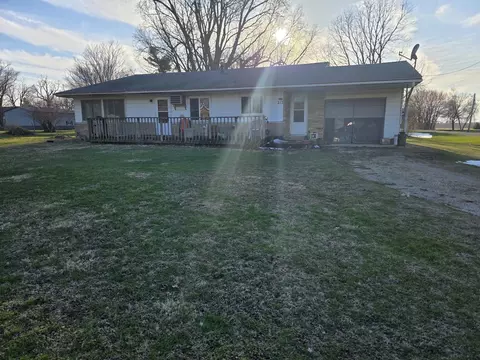 Exterior - 213 N 2nd St, Secor, IL 61771 photo 4 of 4