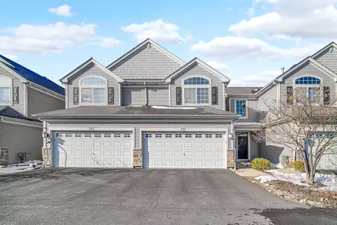 707 S Jade Ln, Round Lake, IL 60073