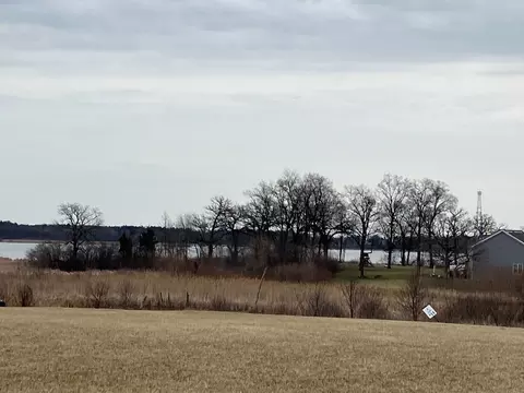 2755 Sheldon Rd, Grayslake, IL 60030
