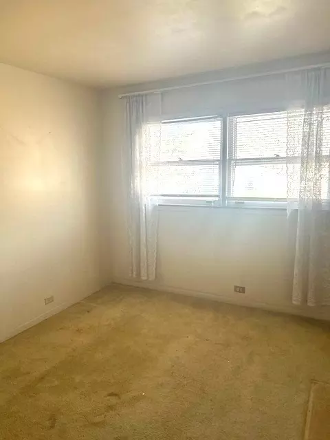 108 E Burlington St #B, Riverside, IL 60546 photo 10