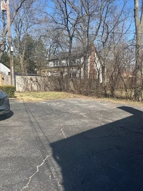 108 E Burlington St #B, Riverside, IL 60546 photo 12