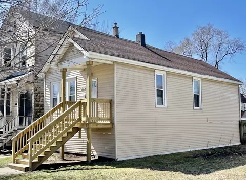 8538 S Buffalo Ave, Chicago, IL 60617