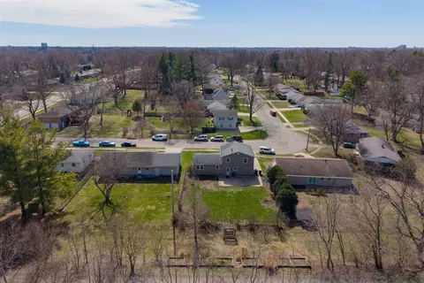View/Area - 600 Sheridan Rd, Normal, IL 61761 photo 6 of 9