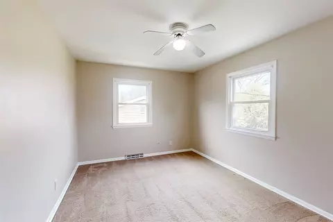 Bedroom - 600 Sheridan Rd, Normal, IL 61761 photo 5 of 7