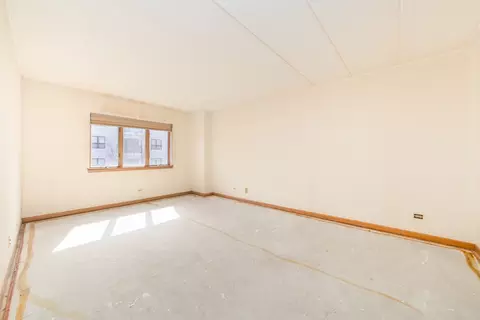 Other - 555 S River Rd #607, Des Plaines, IL 60016 photo 2 of 4